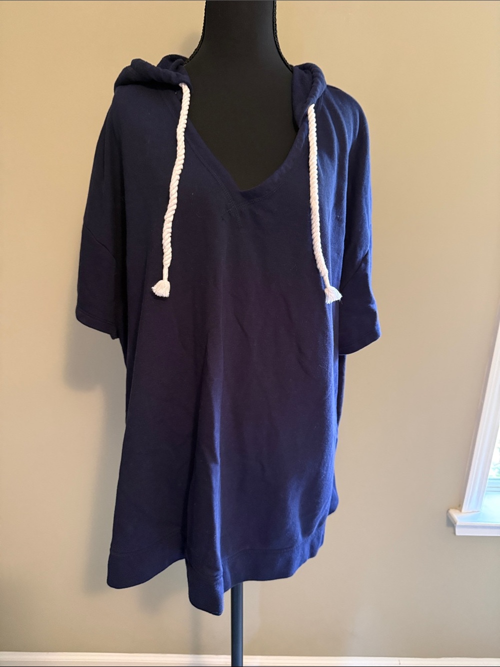 Navy Hooded V-Neck Short Sleeve Top